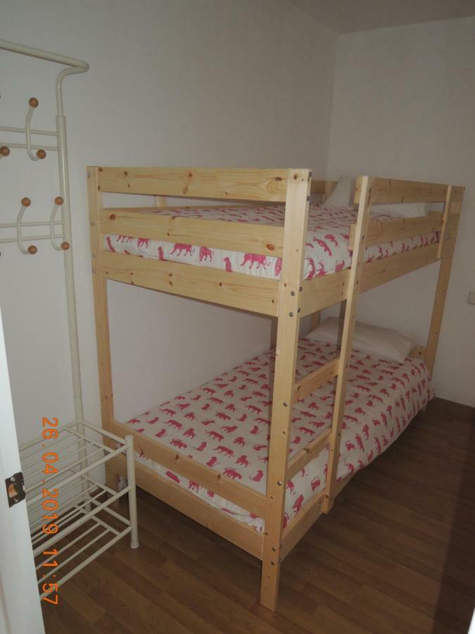 Апартаменти Apartament Jasmine Бесалу Екстер'єр фото